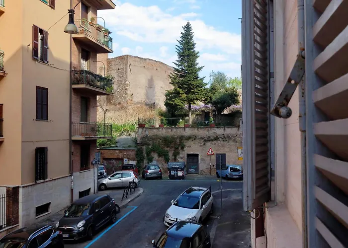 Deco\'s Place Roma Cloe